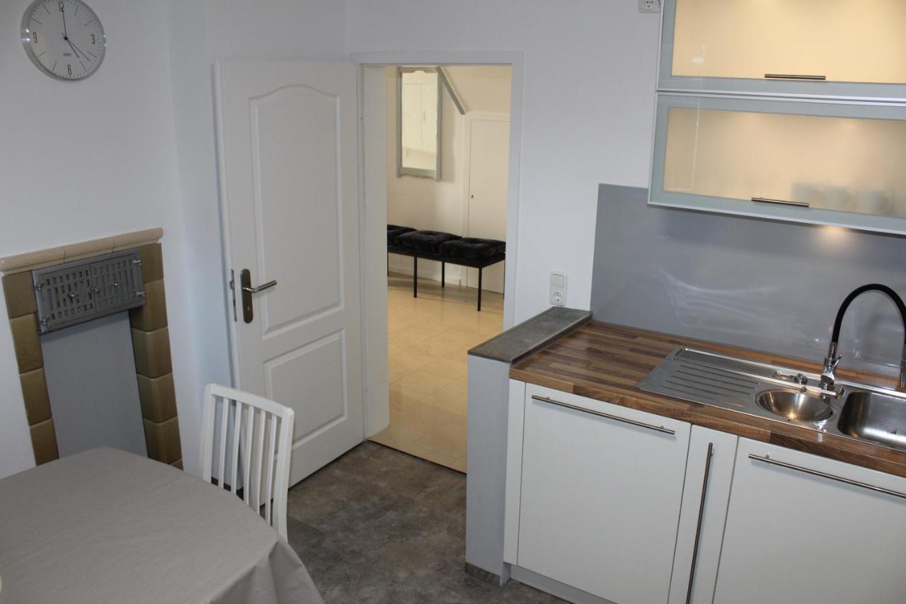 Isenbüttel Apartment Hanske מראה חיצוני תמונה