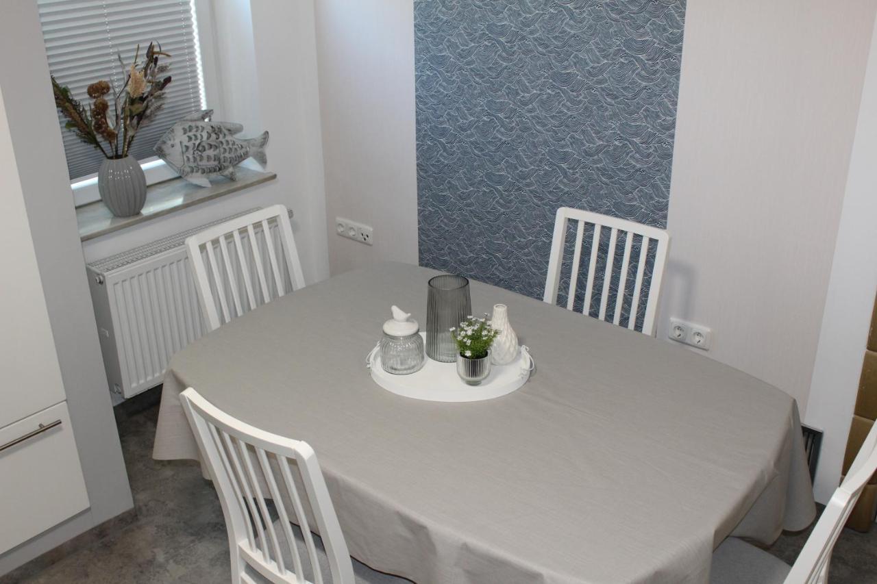 Isenbüttel Apartment Hanske מראה חיצוני תמונה